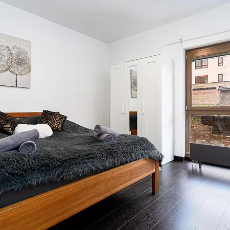 Ice Queen's Kingdom Apartment